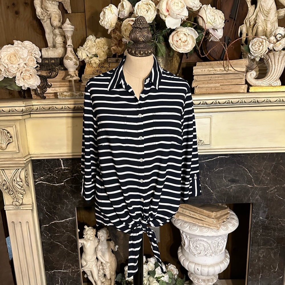 Jones of New York striped button up tie bottom blouse